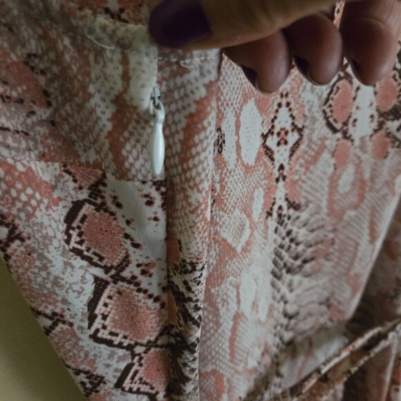 Nanette Lepore Pink Snakeskin Print Sleeveless Pintuck Tie Belt Size 14 - Picture 7 of 8